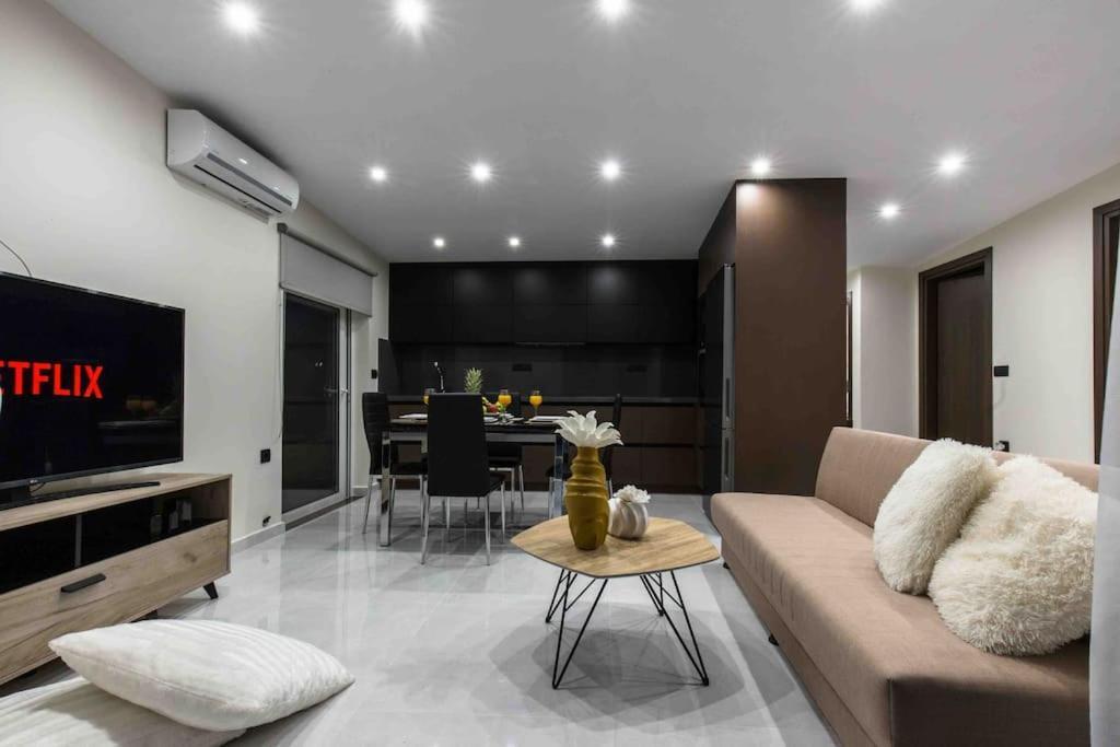 Home Sweet Home - Big Balcony With Great View Kissamos Exterior photo